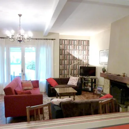 Maison De 4 Avec Jardin Clos Et Wifi A Luz Saint Sauveur Holiday home *