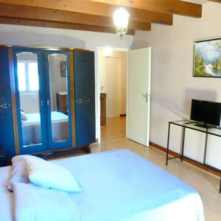 Holiday home Maison De 4 Avec Jardin Clos Et Wifi A Luz Saint Sauveur *